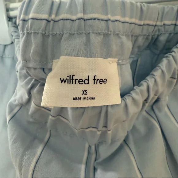 Wilfred Women’s Sky Blue Pinstripe Set Shirt & Shorts - Picture 6 of 6
